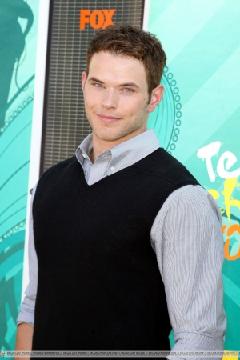 Kellan Lutz Habla Acerca De Los Tres Directores Que Ha Tenido La Saga