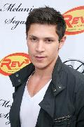 Alex Meraz 7