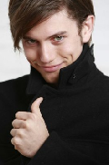 Jackson Rathbone para Lisa Rose 7