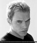 Kellan Lutz 15