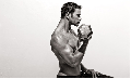 Kellan Lutz para Collin Stark MQ 3