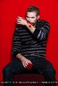 Kellan Lutz para Collin Stark MQ 6