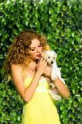 Rachelle Lefevre para Modern Dog 13