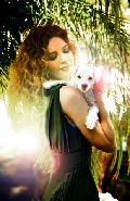 Shot de Rachelle Lefevre para Modern Dog