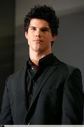 Taylor Lautner 52