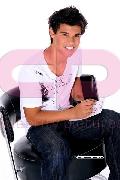 Taylor Lautner para Keith Munyan 2008 13