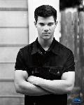 Taylor Lautner para Michael Martin 2009