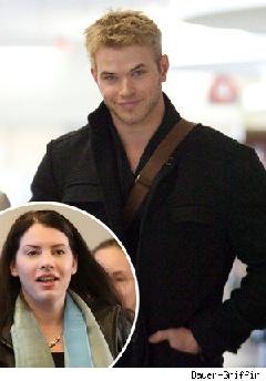 Kellan Manda un Mensaje a Stephenie Meyer: 