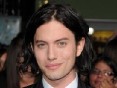 Jackson Rathbone habla con MTV sobre su personaje en 'Eclipse'