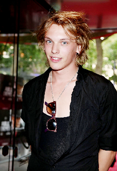 Jamie Campbell Bower confirmado como Jace en la saga de Cazadores de Sombras de Cassandra Clare