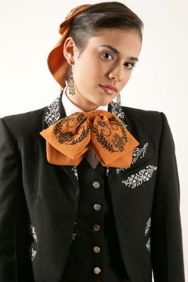 Bella vestida de mariachi