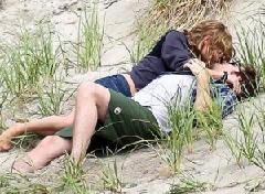 Sorry Kristen, Emilie de Ravin le coge el gusto a Robert PAttinson Sorry Kristen, Emilie de Ravin le coge el gusto a Robert PAttinson